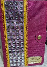 Biblia hiper Gigante Plus Com Harpa pedraria Pink